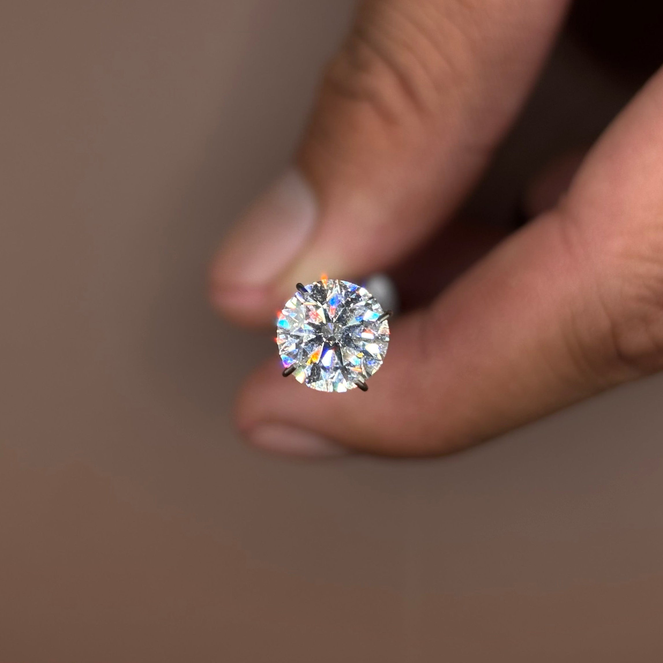 Round Brilliant 2.00ct E VS1