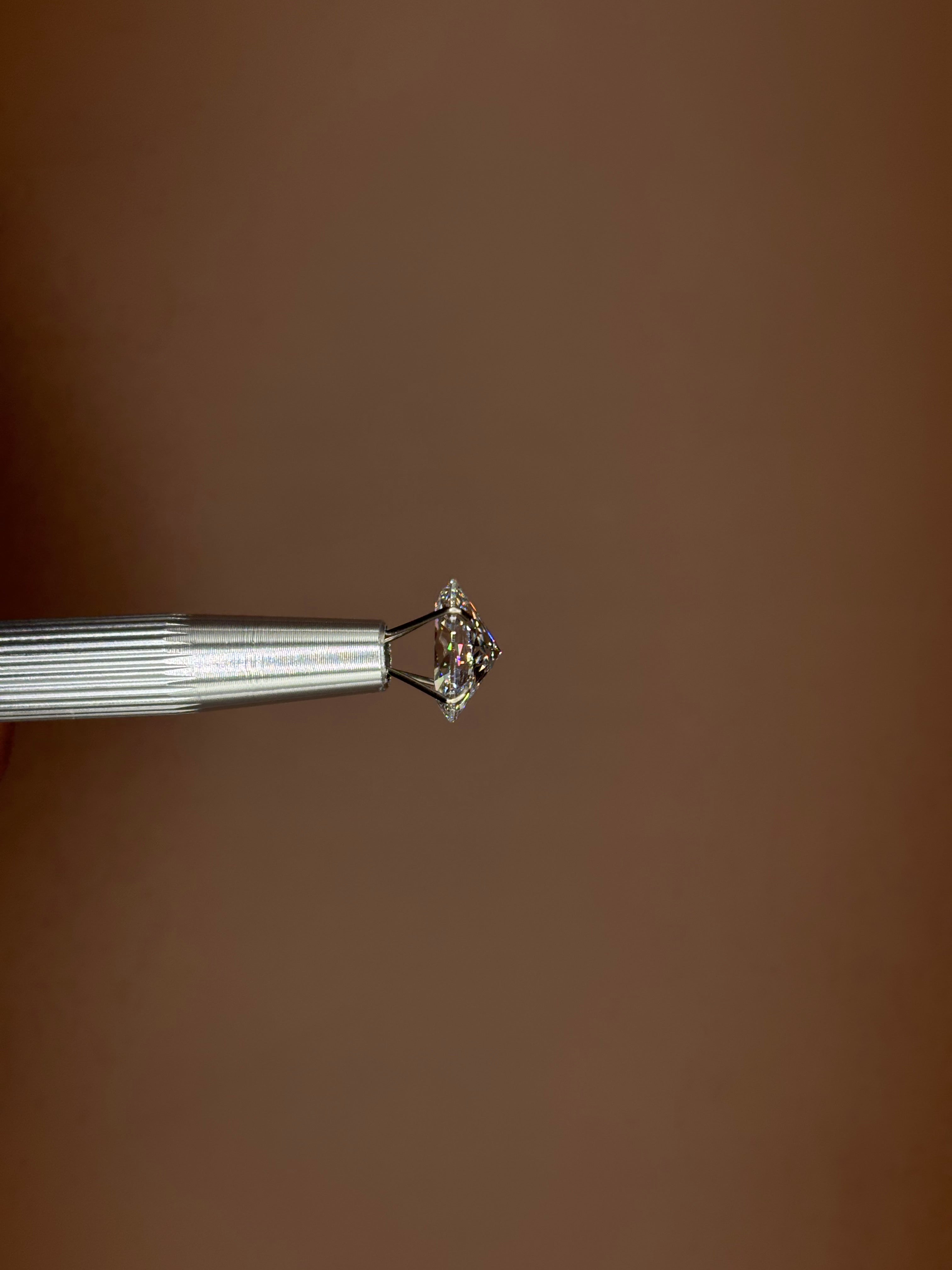 Oval Brilliant 2.01ct E VS1