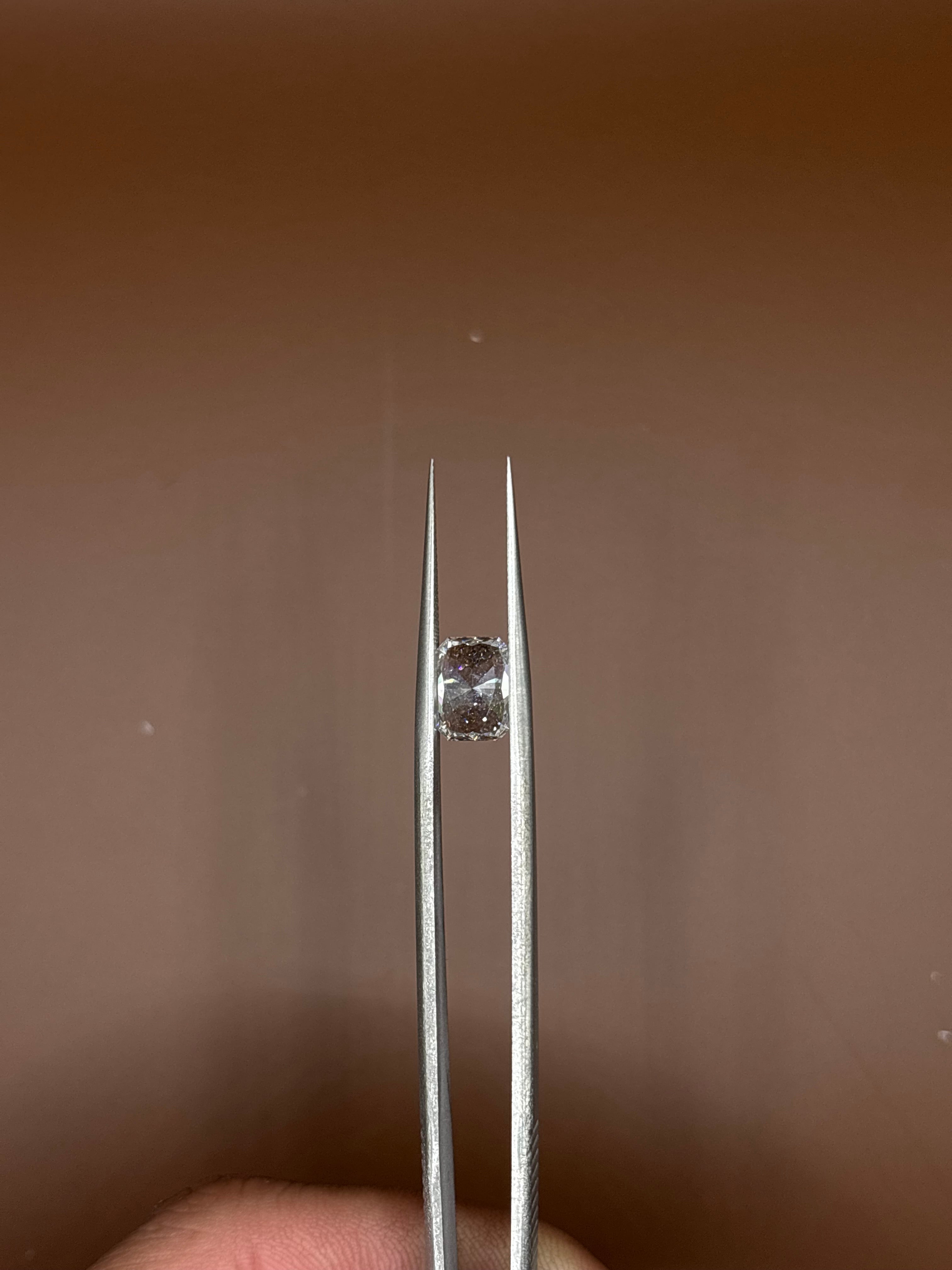 Radiant 2.07ct E VS1