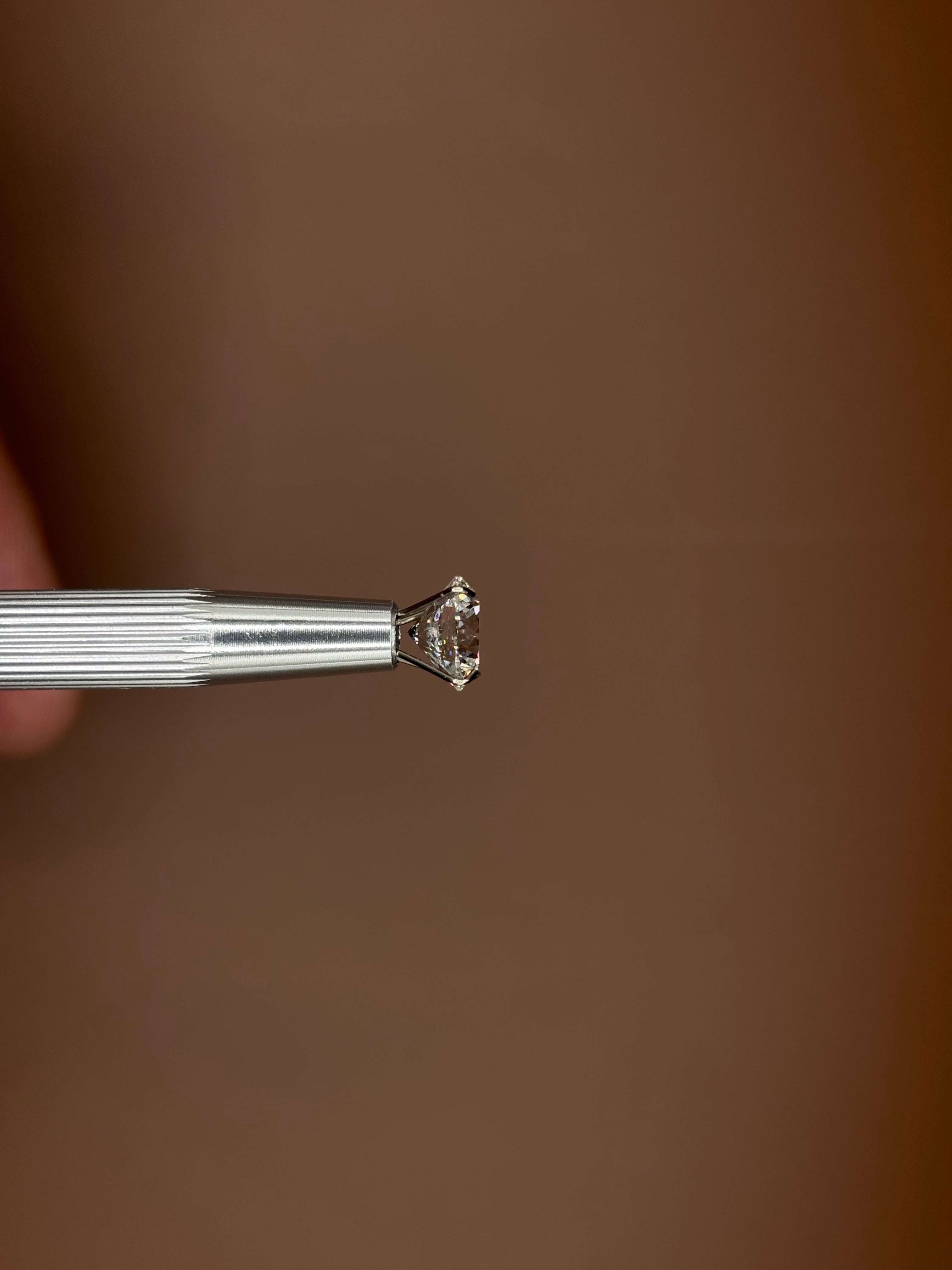 Round Brilliant 2.00ct E VS1