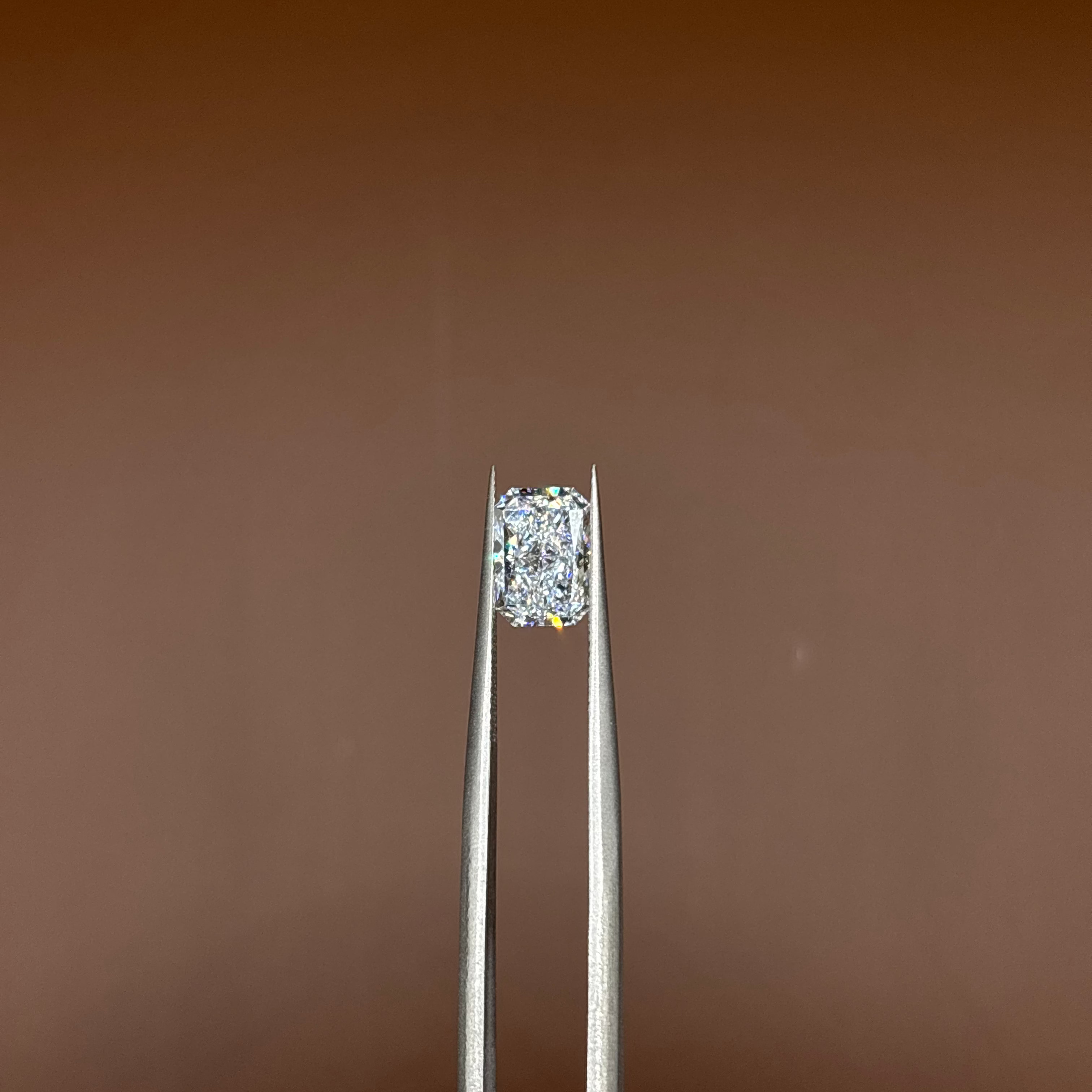 Radiant 2.05ct E VS1